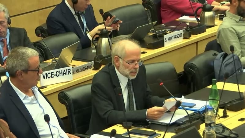 Saavedra y representante de delegación